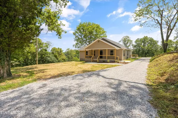 Harriman, TN 37748,790800 Hilltop Drive