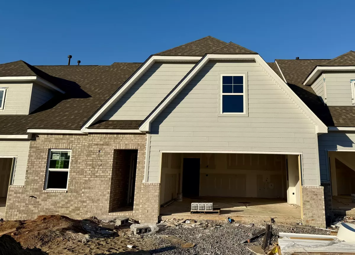 White House, TN 37188,128 Yuma Lane