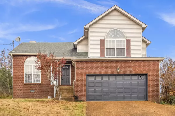 4305 Winton Dr, Antioch, TN 37013