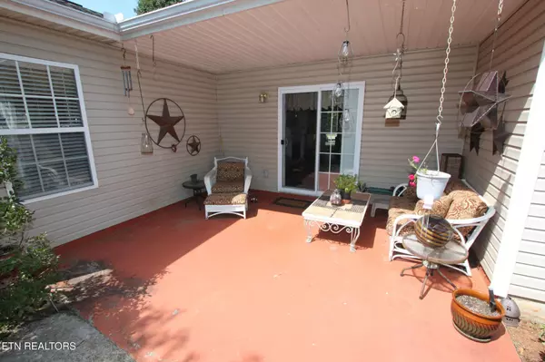 Loudon, TN 37774,1272 Llewellyn Lane