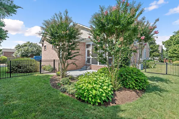 Franklin, TN 37064,2001 Barclay Ln