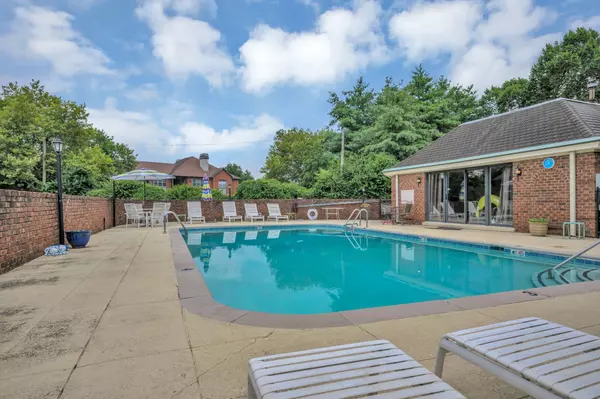 Nashville, TN 37205,338 Elmington Ave