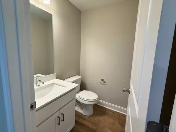 Antioch, TN 37013,233 Ben Hill Dr