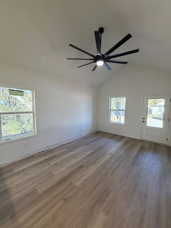 Portland, TN 37148,410 Church St