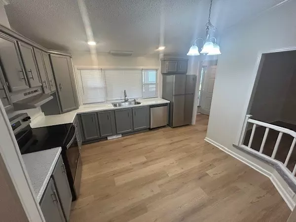 Beechgrove, TN 37018,199 Dogwood St