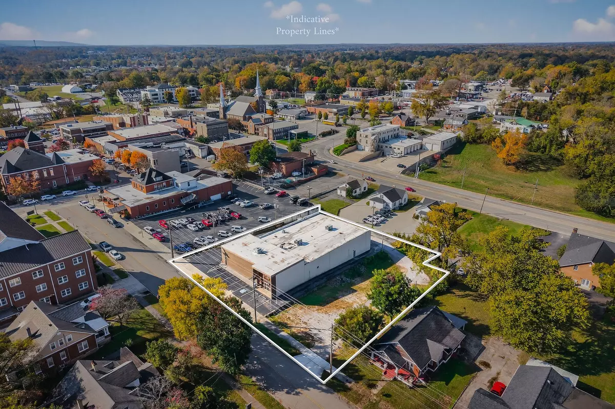 Mcminnville, TN 37110,105 College St