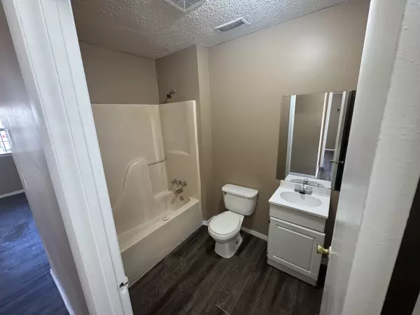 Mcminnville, TN 37110,1523 Yager Rd #C3