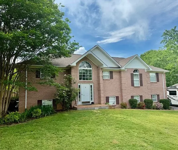 80 Oak Valley Dr, Spring Hill, TN 37174