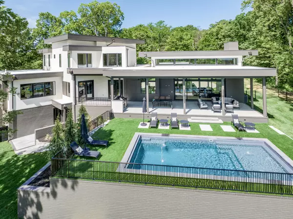 Nashville, TN 37209,663 Hunters Trl