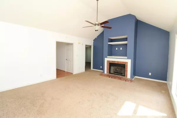 Clarksville, TN 37043,594 Edinburgh Way