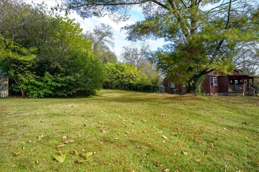 1405 Ardee Ave, Nashville, TN 37216