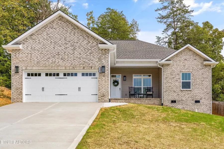 210 Daniel Morris Point, Clinton, TN 37716