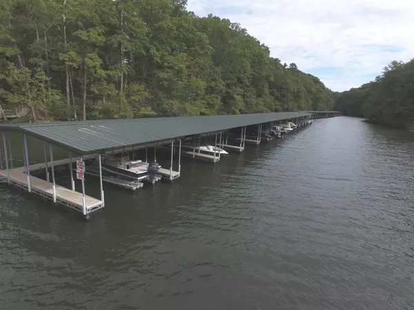 Savannah, TN 38372,115 GENTLE RIDGE WAY