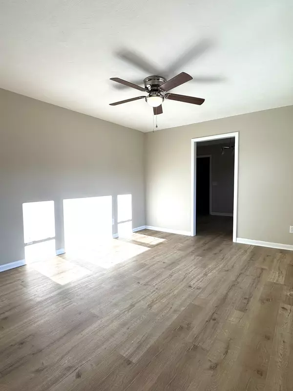 Woodbury, TN 37190,130 Meadowbrook Dr