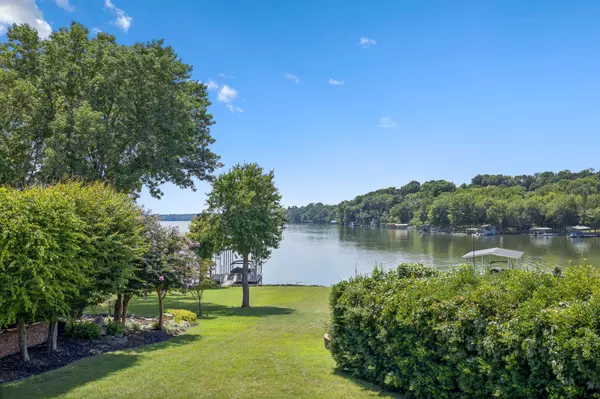 Hendersonville, TN 37075,105 S Governors Cv