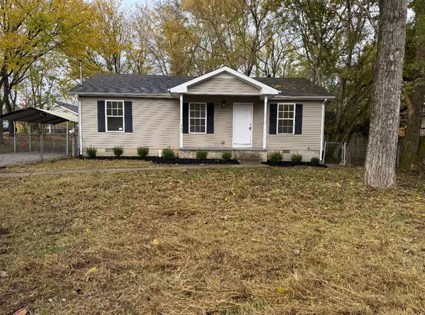 445 Market St, Clarksville, TN 37042