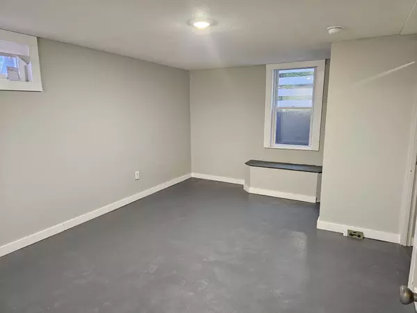 Clarksville, TN 37040,1105 Crossland Ave #A