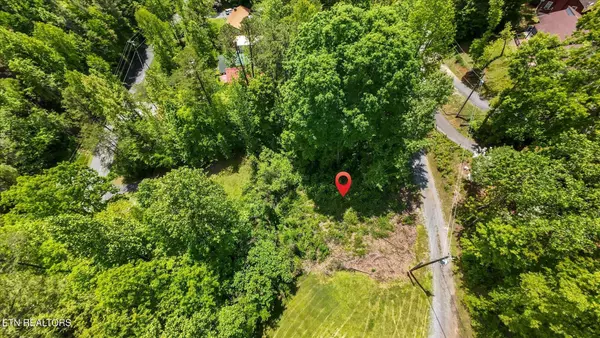 Gatlinburg, TN 37738,11 Lake Drive