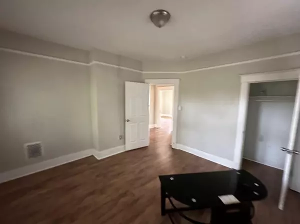 Memphis, TN 38106,1571 E MCLEMORE AVE