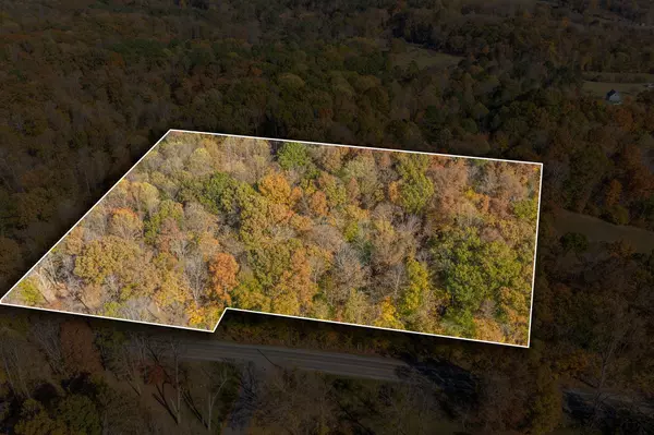 Charlotte, TN 37036,4312 Highway 48 N