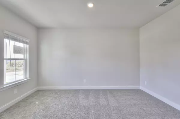 Clarksville, TN 37043,118 Fernbank Ln