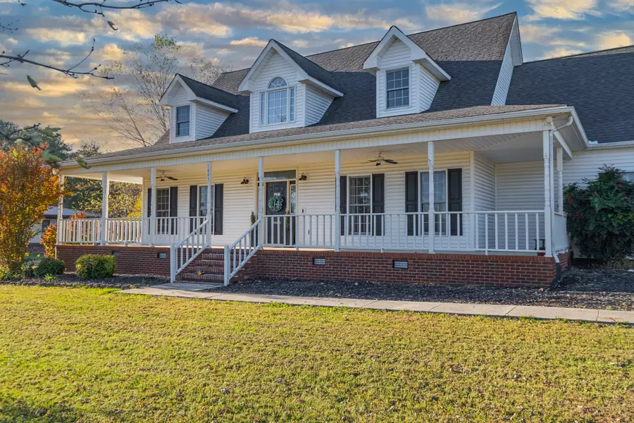 1603 Shangri La Ln, Mcminnville, TN 37110