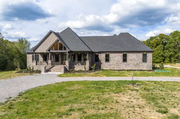 120 Hummingbird Meadows Rd, Palmyra, TN 37142