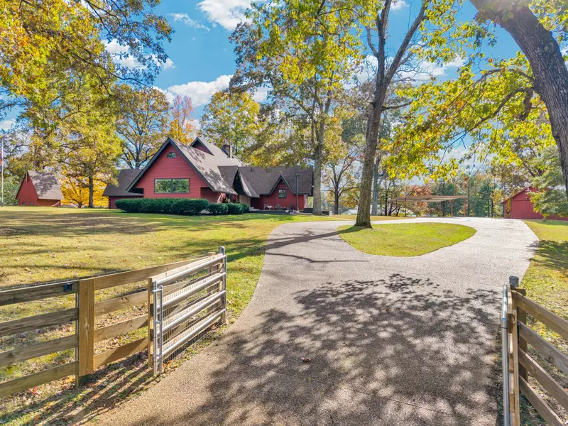 3112 Shipley Rd, Cookeville, TN 38501