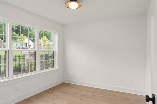 Nashville, TN 37207,504 Edwin St #42