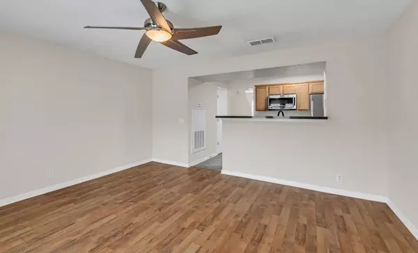 La Vergne, TN 37086,8007 Logan Dr