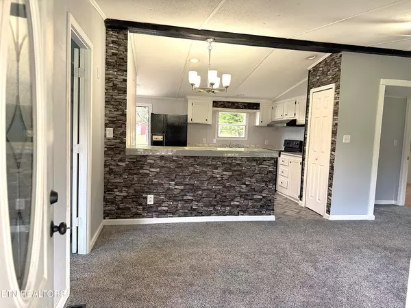 Greenback, TN 37742,150 N Trigonia Rd