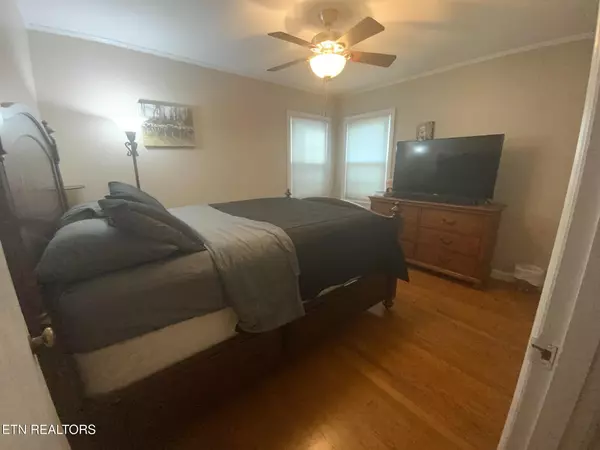 Kingston, TN 37763,1201 Blossom Lane