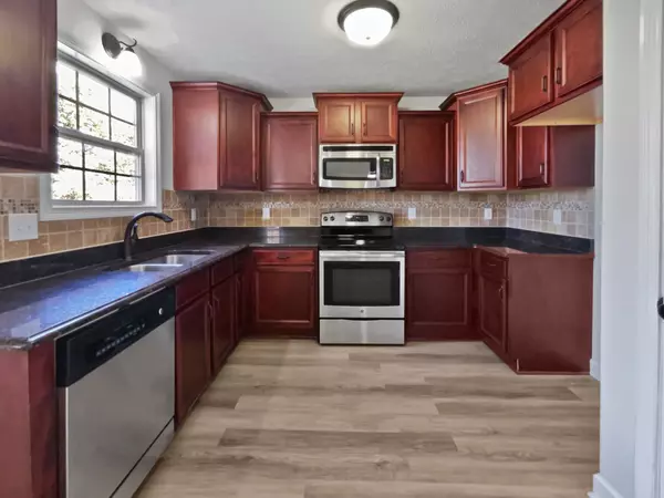 Clarksville, TN 37040,743 Sleek Fox Dr