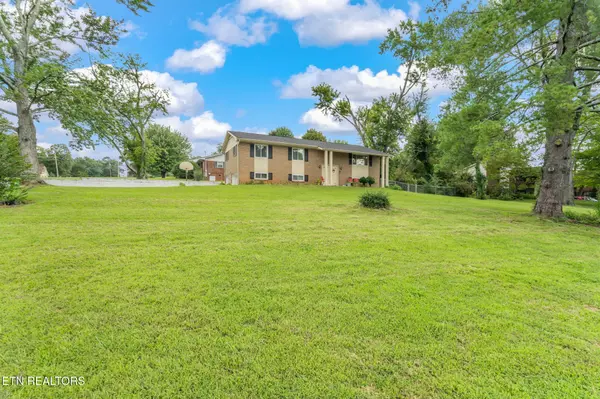 Knoxville, TN 37923,950 Ponder Rd