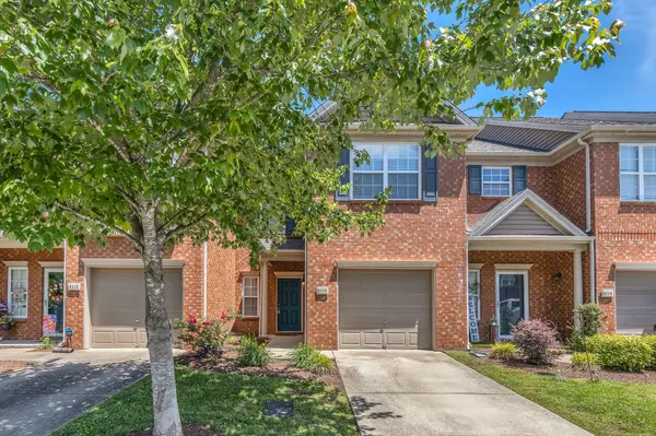 Brentwood, TN 37027,8116 Valley Oak Dr