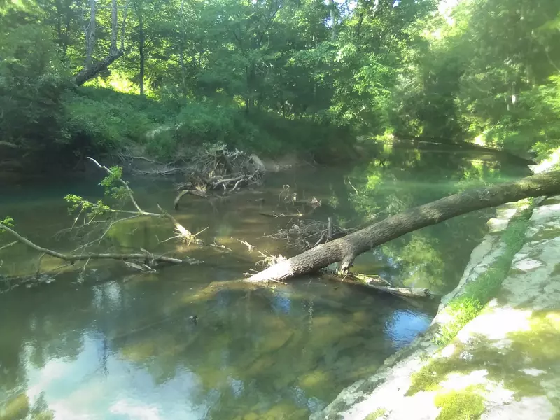 2359 Mack Floyd Rd, Sparta, TN 38583