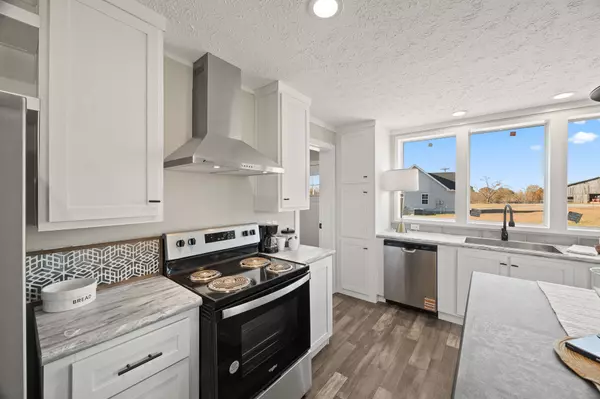 Lafayette, TN 37083,20 Pumpkintown Rd