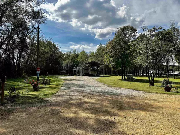 Adamsville, TN 38310,350 BARGE VIEW LN