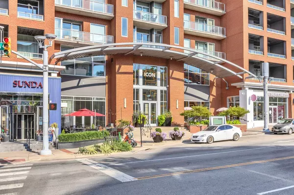 Nashville, TN 37203,600 12th Ave #S #826