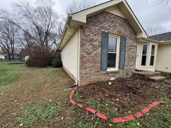 Clarksville, TN 37042,1222 Marla Dr