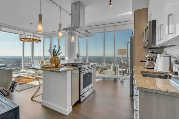 Nashville, TN 37219,515 Church St #4410