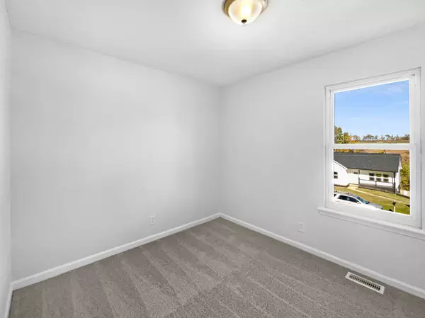 Clarksville, TN 37042,152 Whitehall Dr