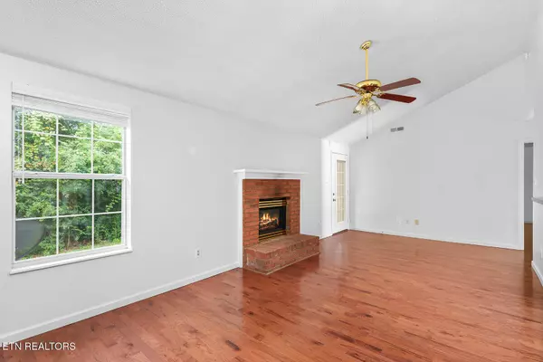 Powell, TN 37849,8025 Fenton Way