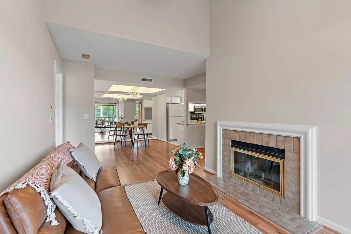 Nashville, TN 37215,259 Hillsboro Pl