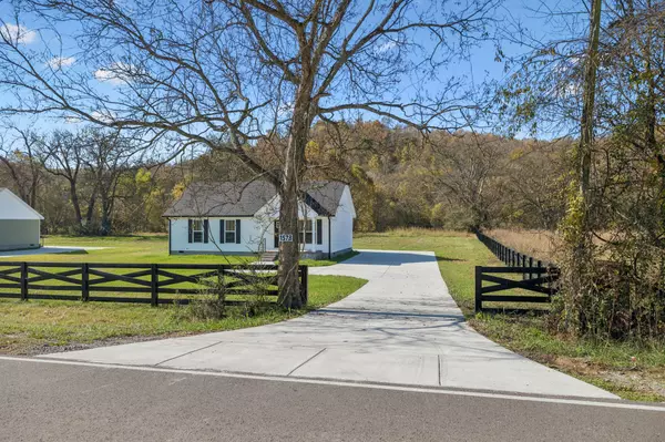 Pulaski, TN 38478,1578 Big Dry Creek Road