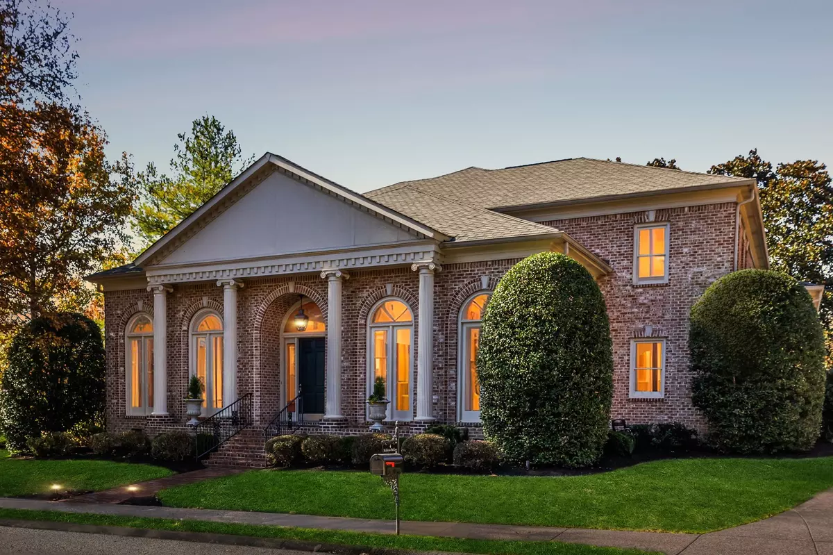 Nashville, TN 37215,4 Middleton Park Ln