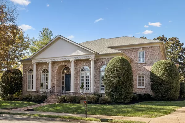 Nashville, TN 37215,4 Middleton Park Ln