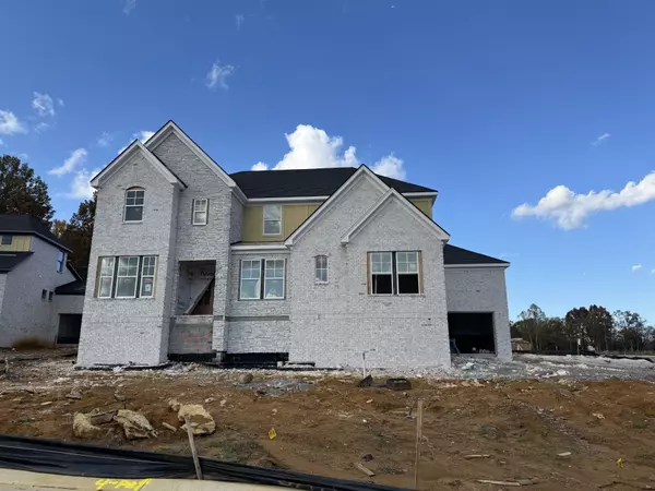 6001 Elliott Court, Arrington, TN 37014