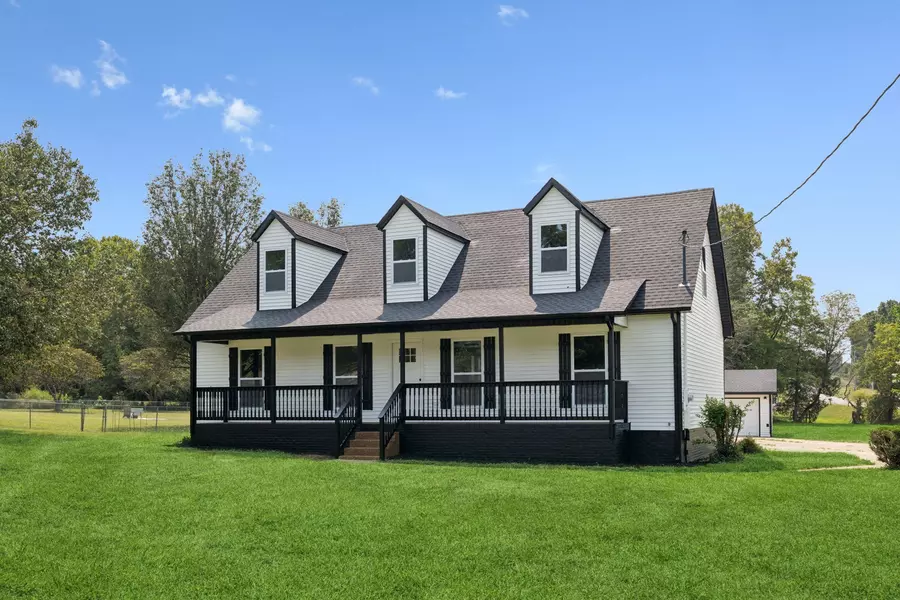 2438 Sowell Mill Pike, Columbia, TN 38401