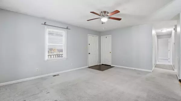 Fayetteville, TN 37334,1002 Lowell Dr #E